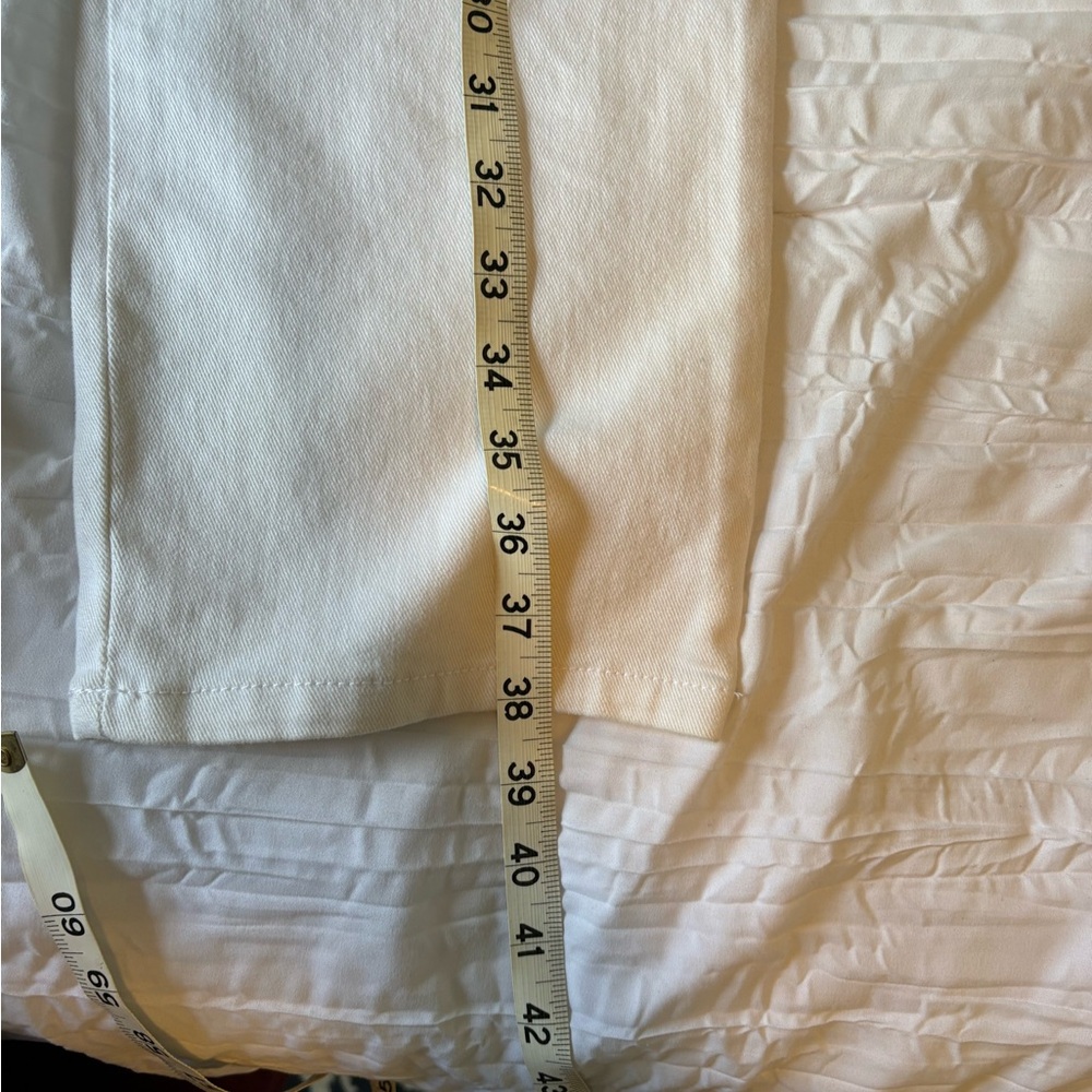 Gloria Vanderbilt White Jeans with Purple Label - Picture 5 of 6